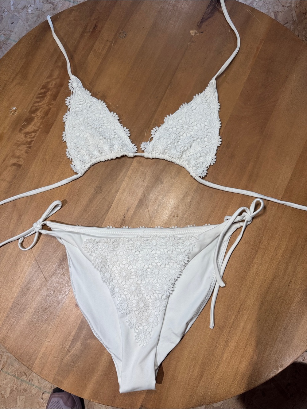 PEIXOTO Dahlia bikini top and Adora bikini bottoms, Floral white bikini